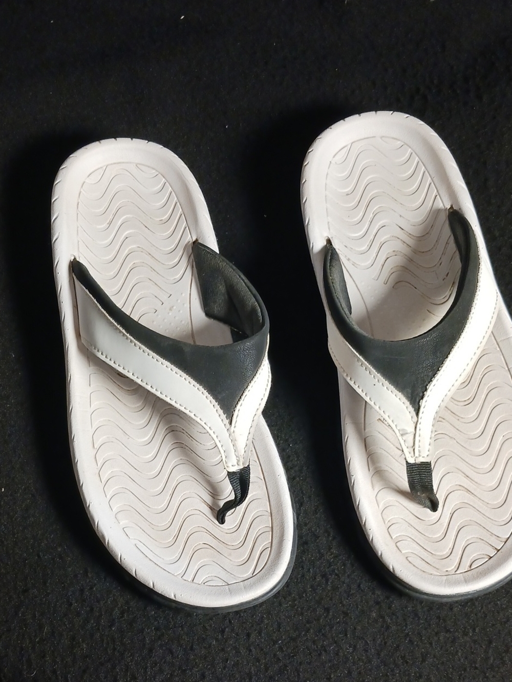 Avia Men's White and Black Comfort Flip Flop Sandals